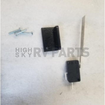 Dometic Furnace Low Air Flow Switch 33081
