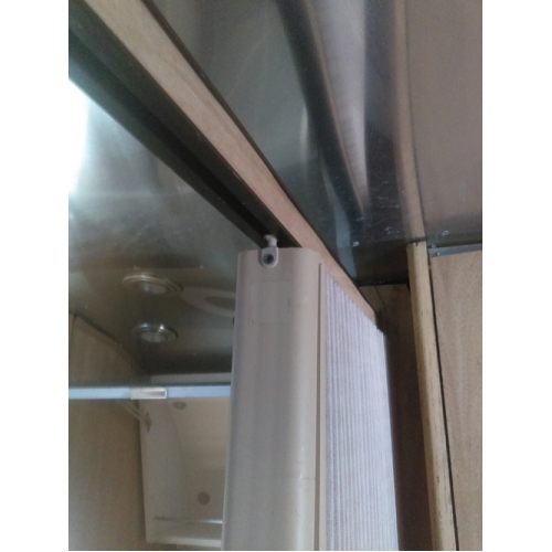 Airstream Interior Door Foldette Beige 56 X 73 702681 04 High