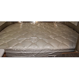 Airstream 47.5 inch x 78 inch Double Corner Radius Mattress - 703975