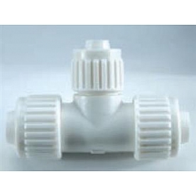 Elkhart Supply Fresh Water Adapter Fitting 06824