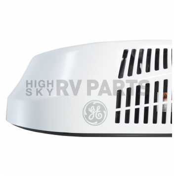 GE Appliances S Series Deluxe Plus Air Conditioner - 15000 BTU White - GRCS15XAHW-2