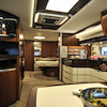 Lippert Components Bathtub - 24 Inch x 38 Inch Parchment - 209379-5