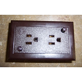 OUTLET, DUPLEX BROWN T&B