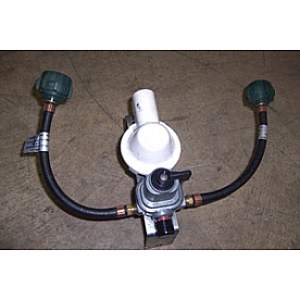 Propane Regulator with Mounting Bracket - 601731
