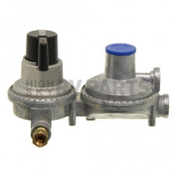 Camco Propane Double-Stage Auto-Changeover Regulator - 59005-7