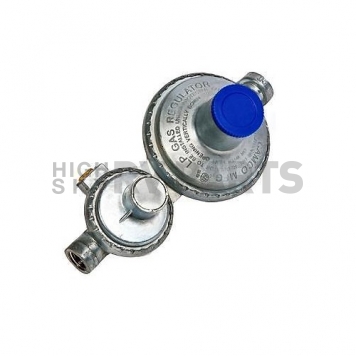 Camco Two Stage Propane Regulator Vertical - 1/4 inch NPT Inlet x 3/8 inch NPT Outlet - 59313-3