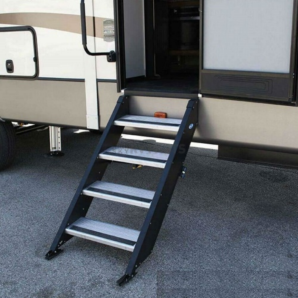 Top Tape and Label Entry Step Grip Tape - RE3952 | highskyrvparts.com