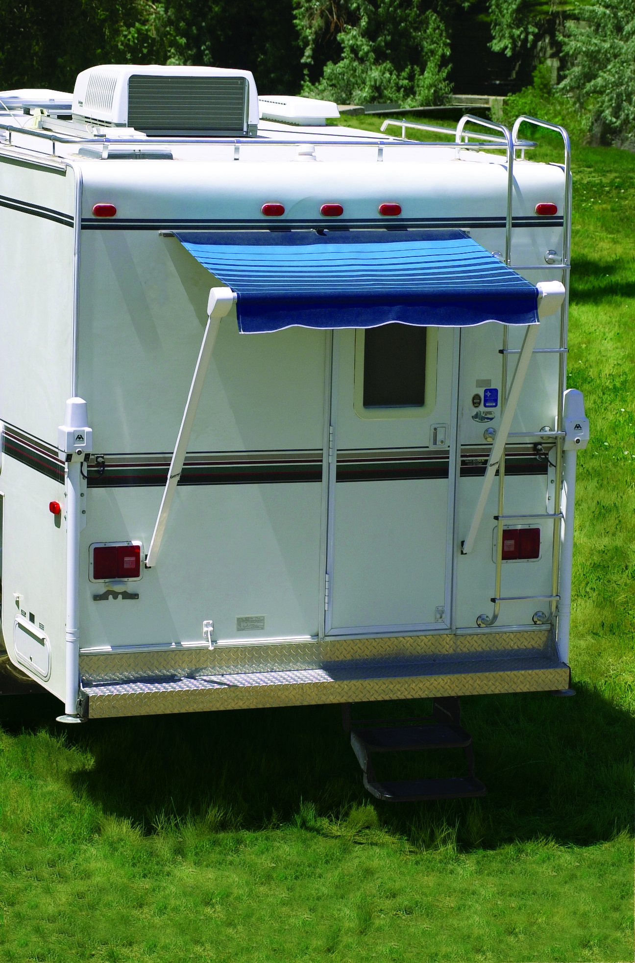 Carefree RV Carefree RV Truckin' Awning 5 Feet x 46 Inch Solid Gray TR0600300W